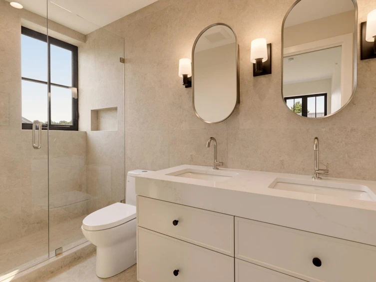 1-3185 Vine Street, Vancouver, BC, V6K 3B5 - 14