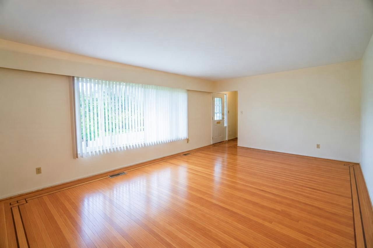 7895 Elliott Street, Vancouver, BC, V5S 2P1 - 4