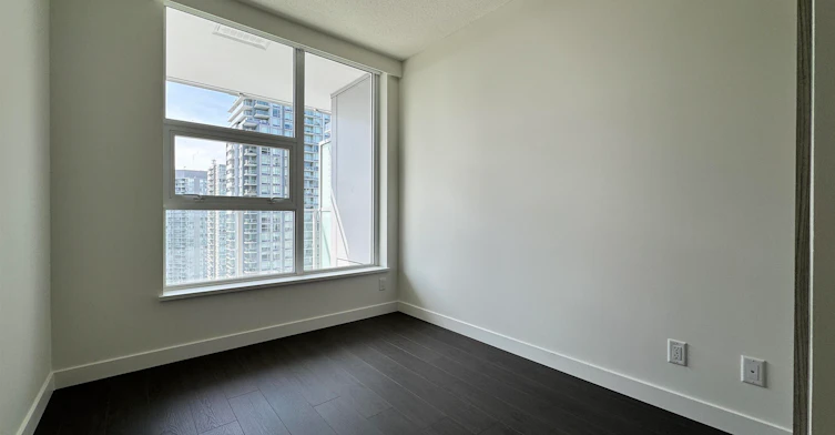 2708-13768 100 Avenue, Surrey, BC, V3T 0V2 - 13