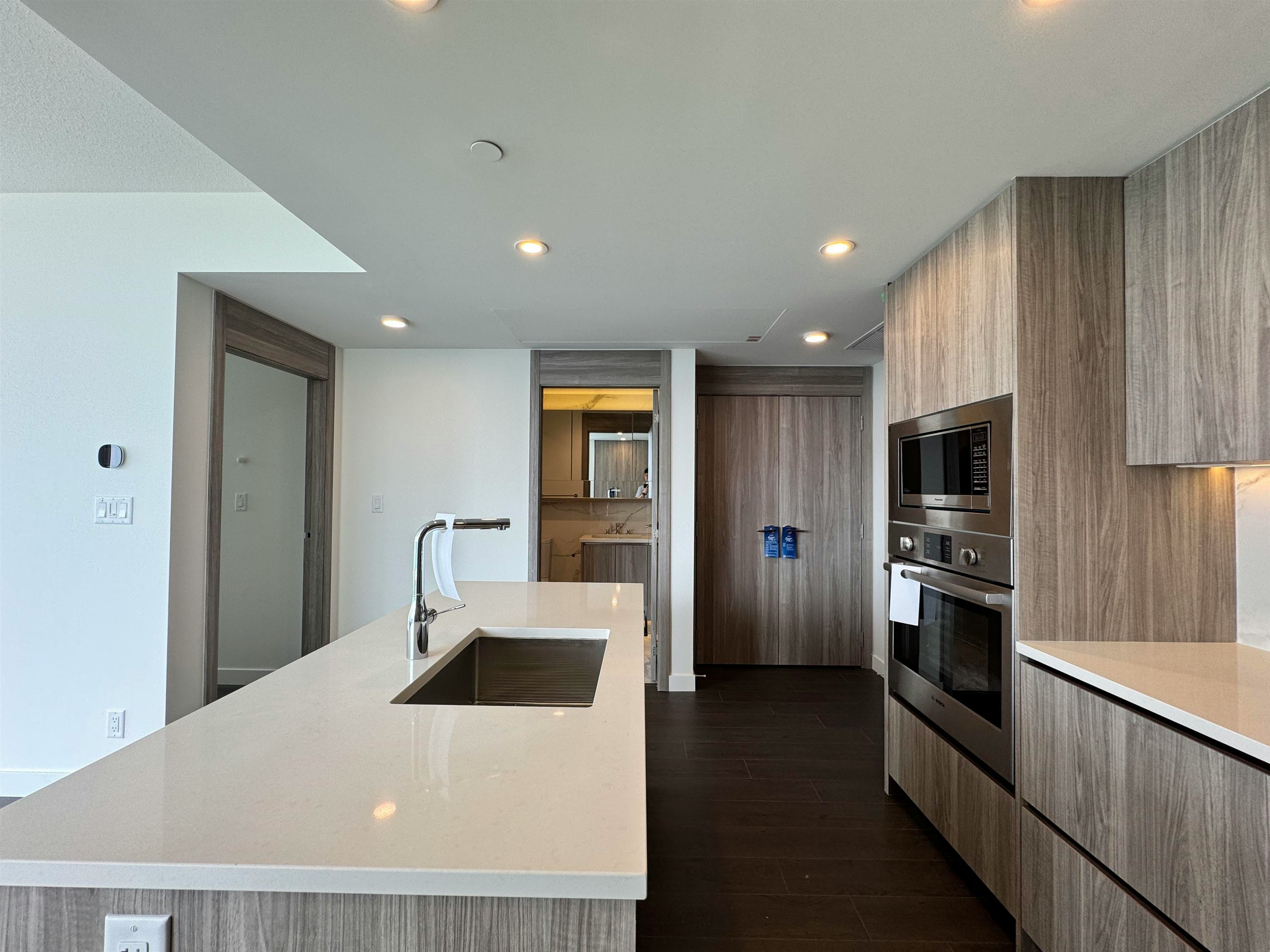 2708-13768 100 Avenue, Surrey, BC, V3T 0V2 - 4