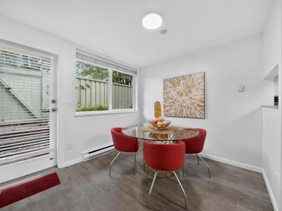 1-7600 Francis Road - 4