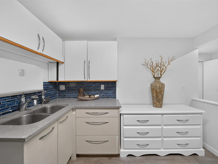1-7600 Francis Road, Richmond, BC, V6Y 1A2 - 8