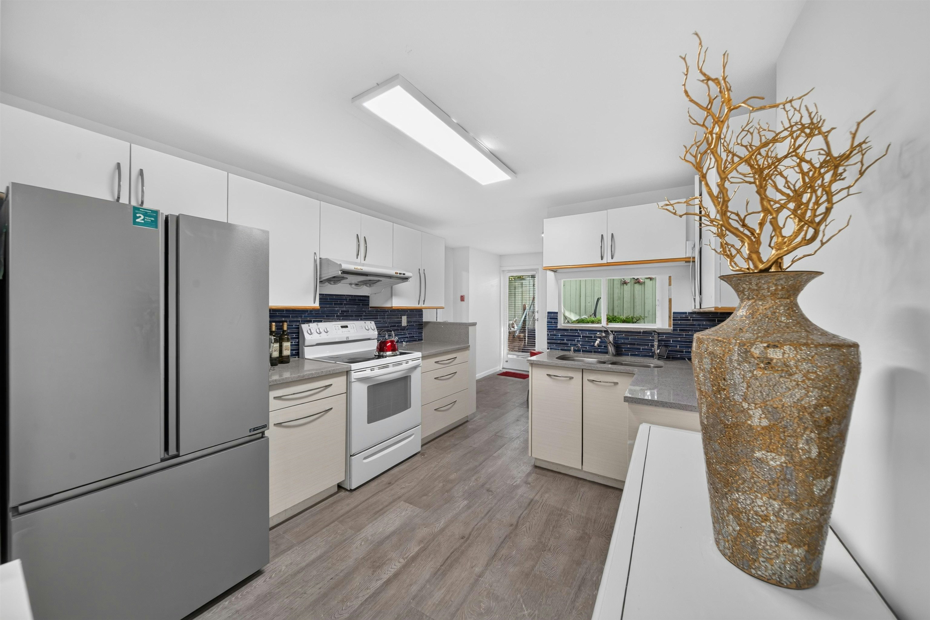 1-7600 Francis Road, Richmond, BC, V6Y 1A2 - 7
