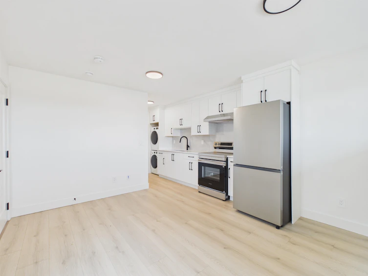 217 E Eighth Avenue, New Westminster, BC, V3L 4K1 - 27