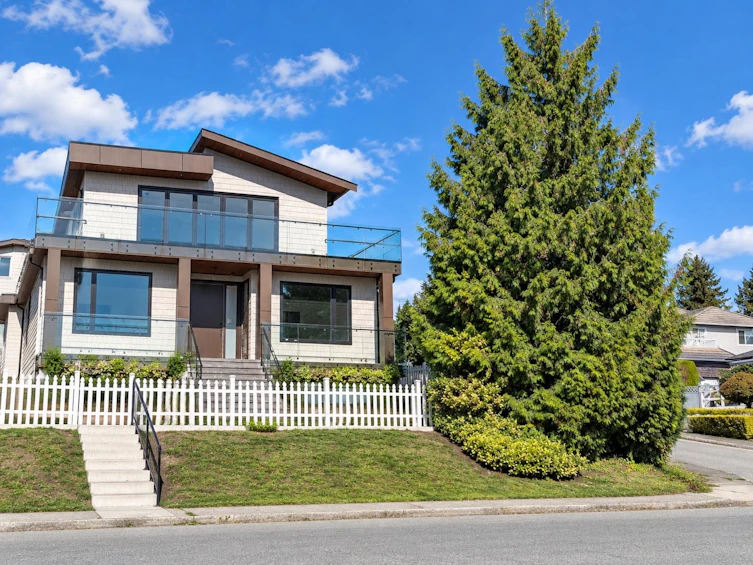 217 E Eighth Avenue, New Westminster, BC, V3L 4K1 - 35