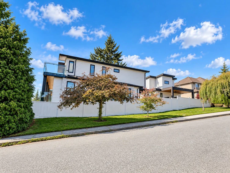 217 E Eighth Avenue, New Westminster, BC, V3L 4K1 - 36