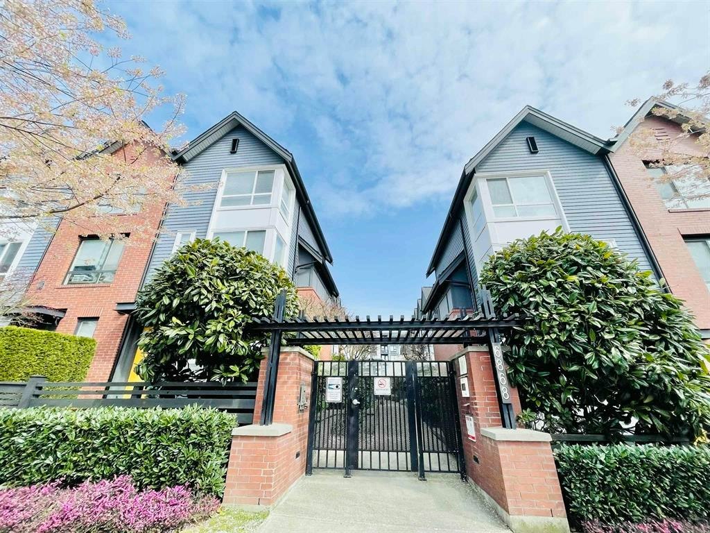35-6868 Burlington Avenue, Burnaby, BC, V5J 0G1