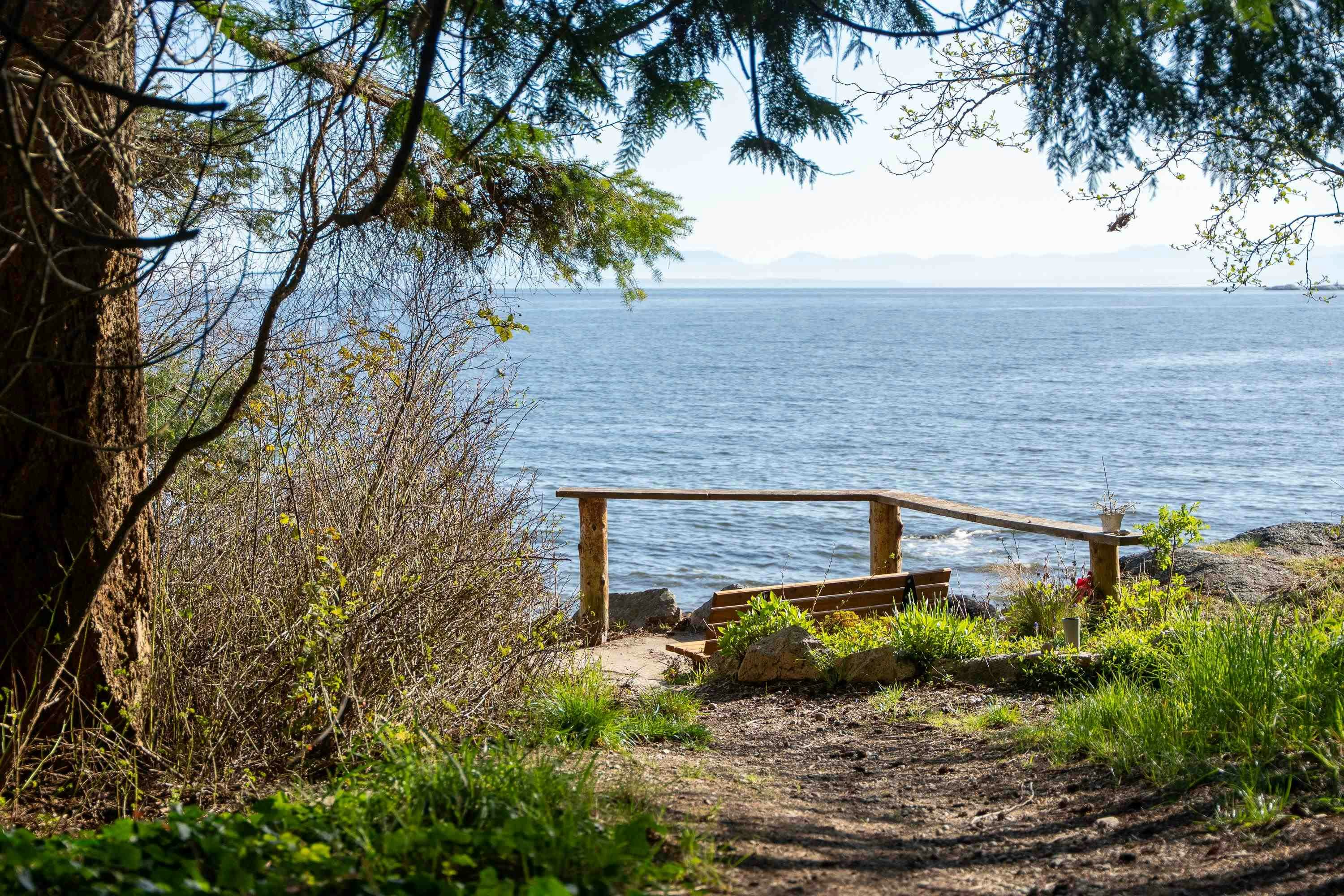1565 B Jack Road, Roberts Creek, BC, V7Z 0A1 - 38