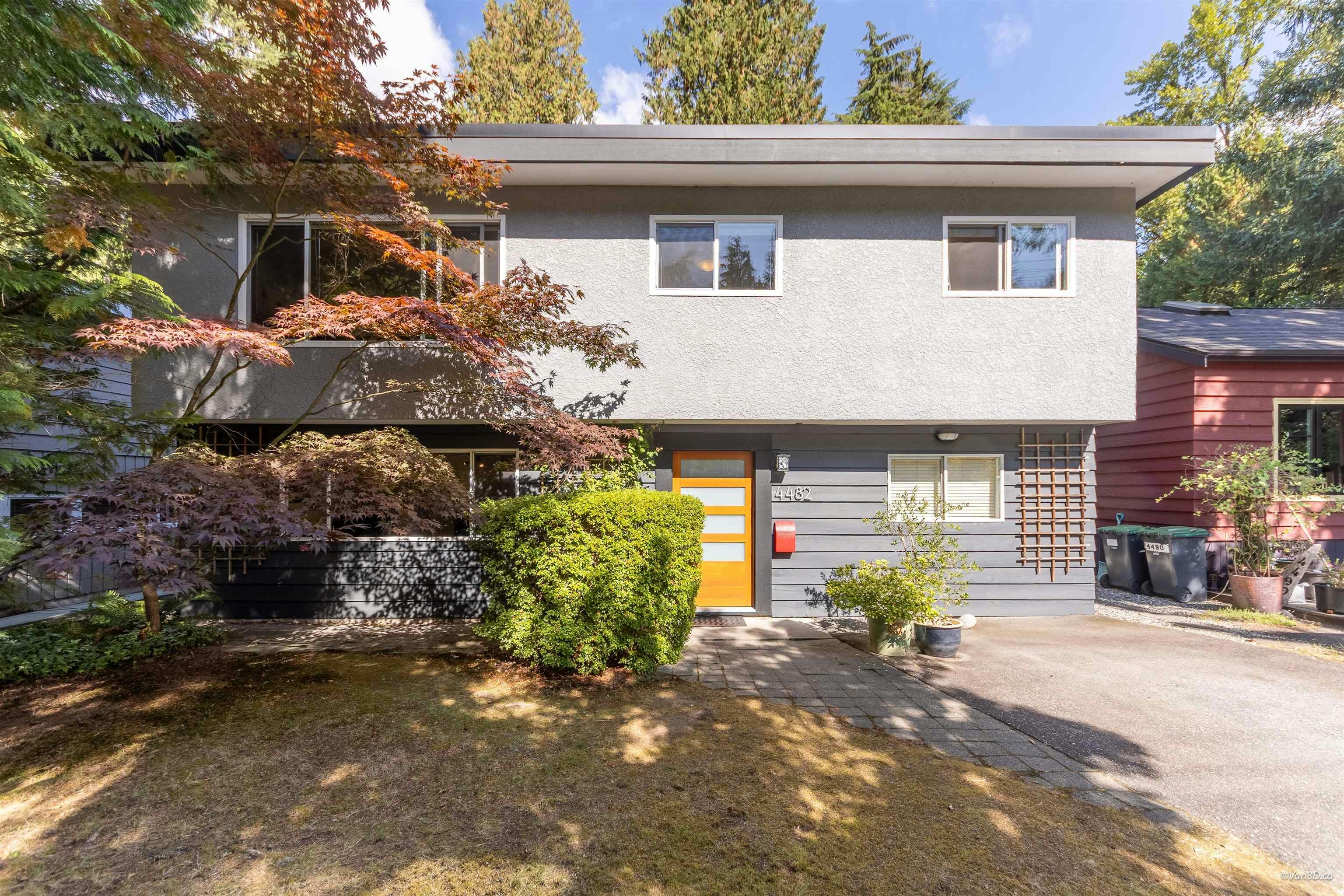 4482 Cove Cliff Road, North Vancouver, BC, V7G 1H6