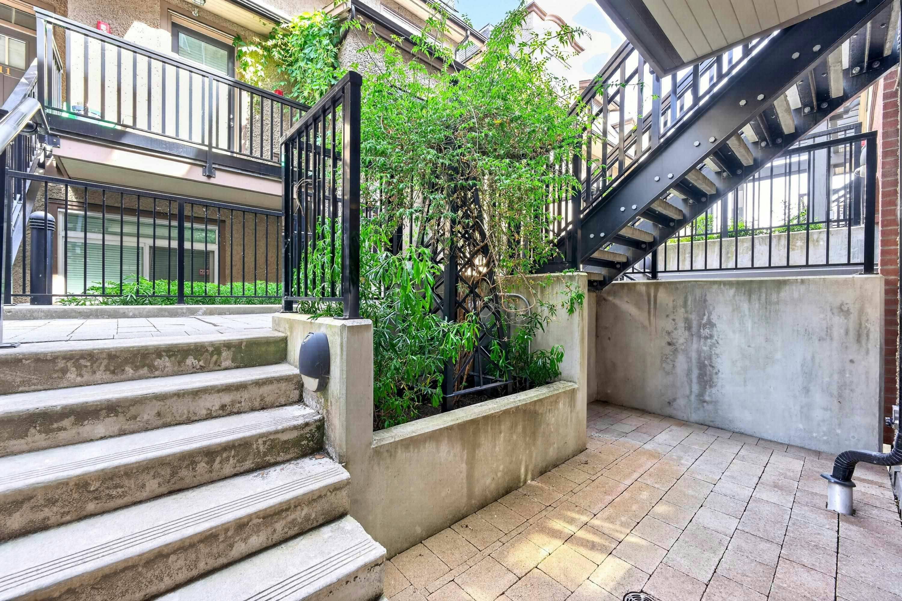 7523 Yukon Street, Vancouver, BC, V5X 2Y4 - 14