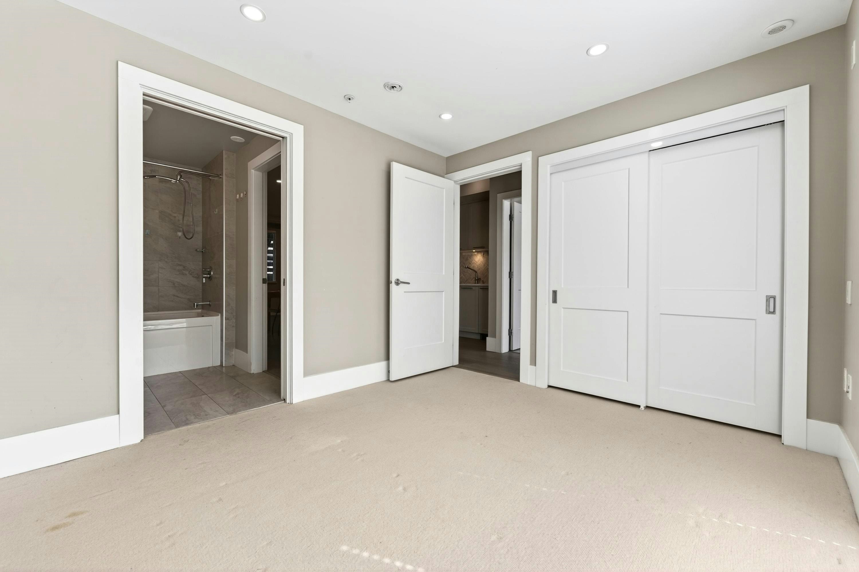 7523 Yukon Street, Vancouver, BC, V5X 2Y4 - 7