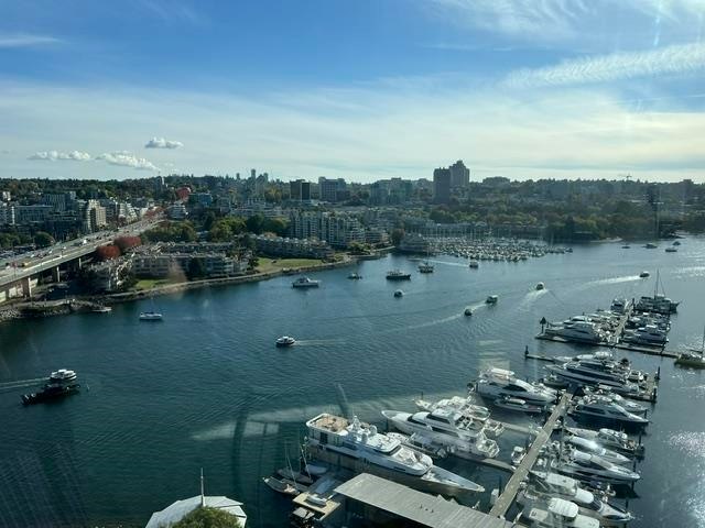2306-1033 Marinaside Crescent, Vancouver, BC, V6Z 3A3