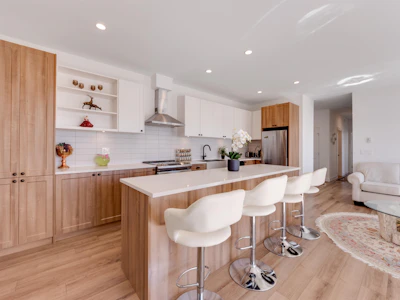 A502-20487 65 Avenue - 2
