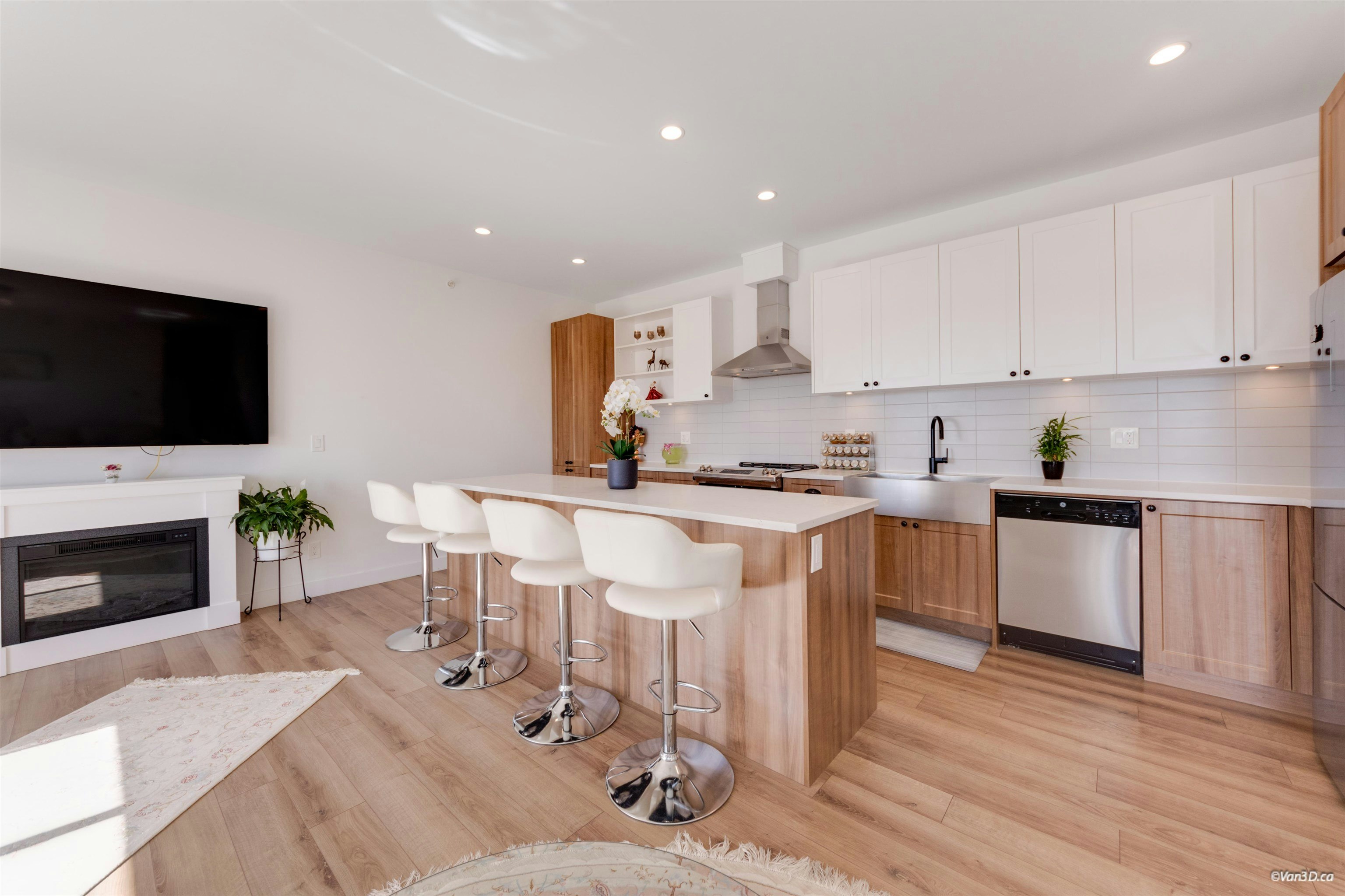 A502-20487 65 Avenue - 5