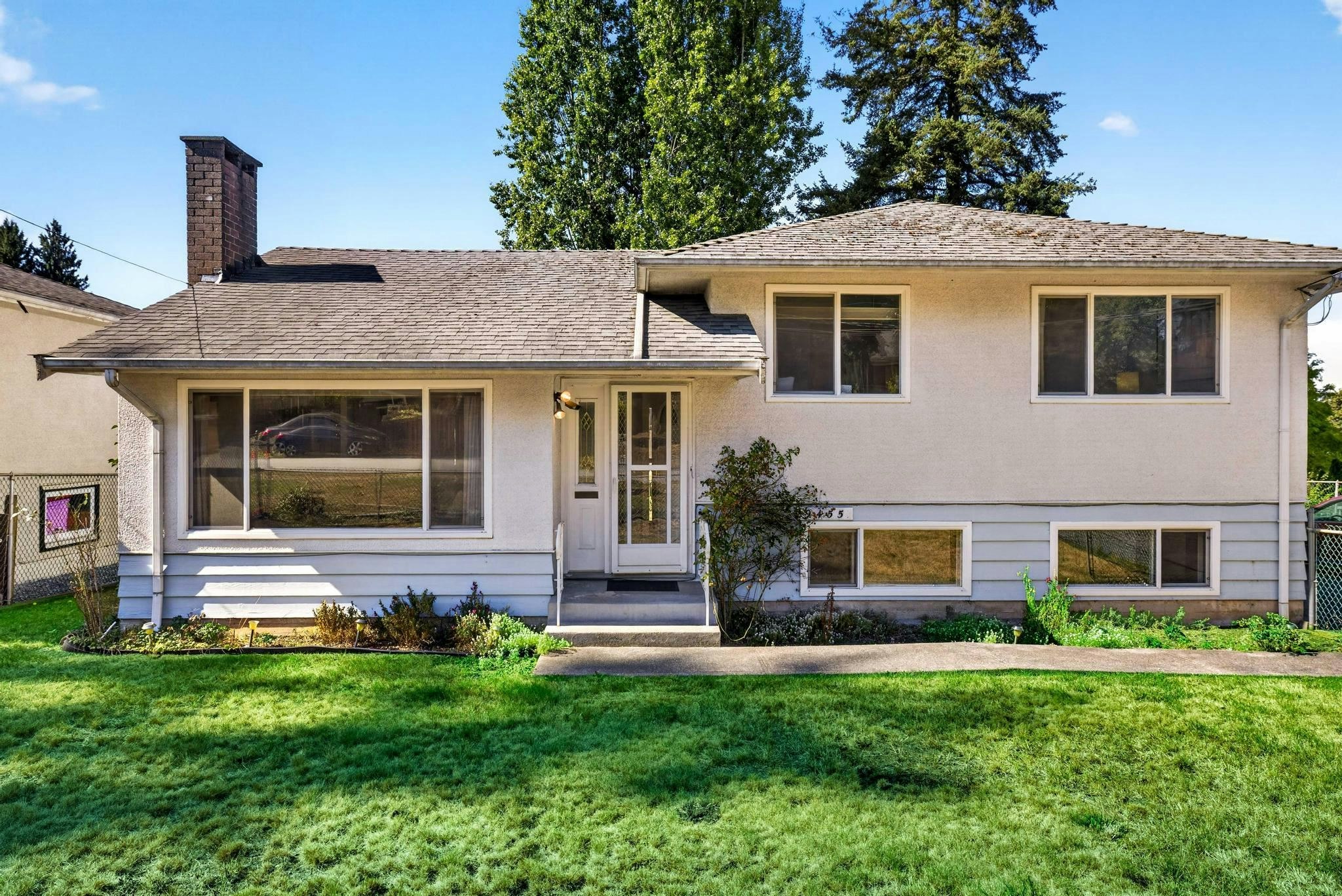 9455 113b Street - 2