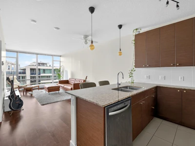 1507-7360 Elmbridge Way - 2