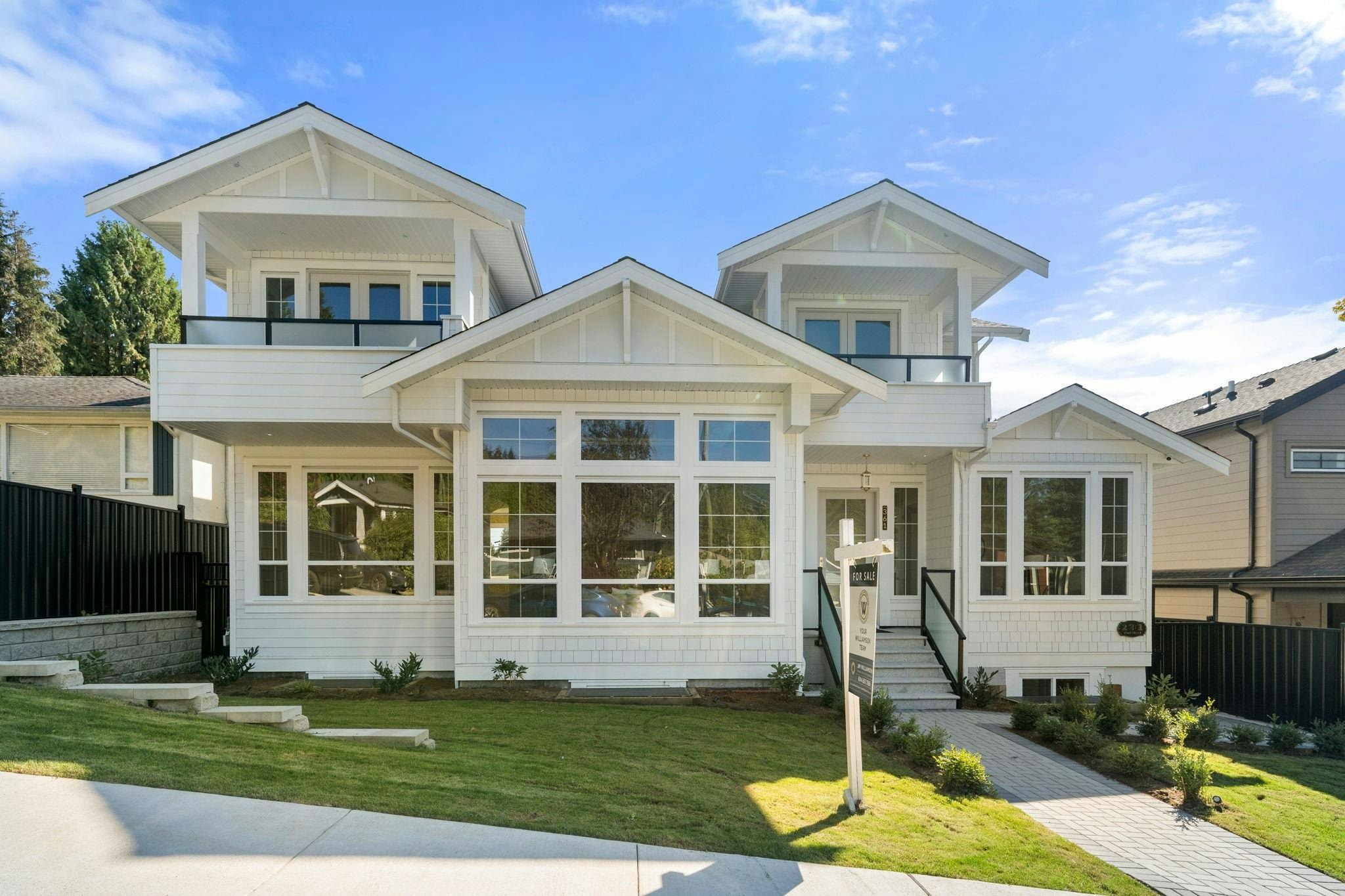361 E 22nd Street, North Vancouver, BC, V7L 3C8