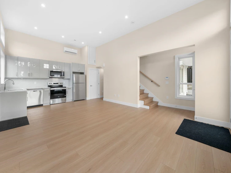 361 E 22nd Street, North Vancouver, BC, V7L 3C8 - 26