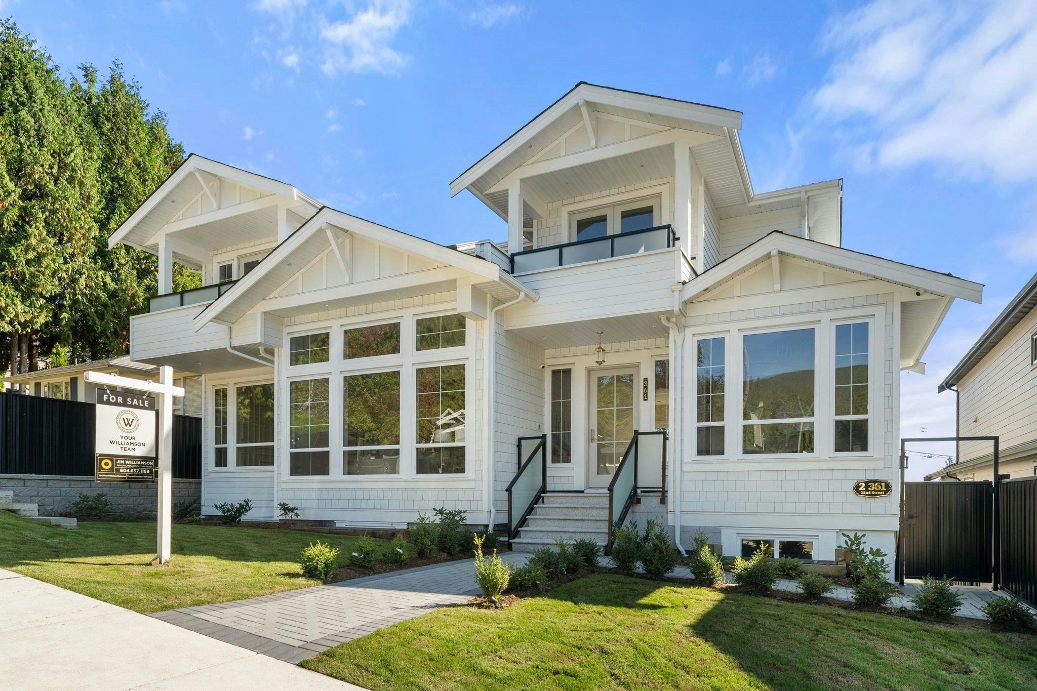361 E 22nd Street, North Vancouver, BC, V7L 3C8 - 2