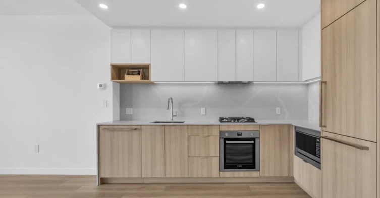 6087 Wilson Avenue, Burnaby, BC, V5H 0M1 - 2