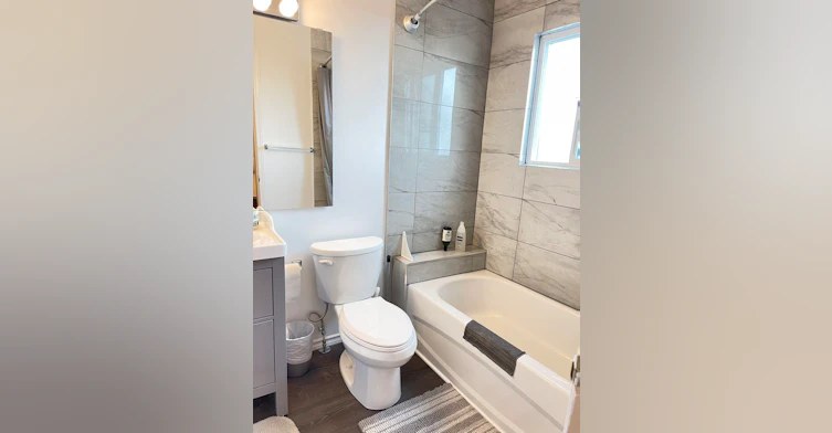 2736 Atlin Place, Coquitlam, BC, V3C 5T2 - 9