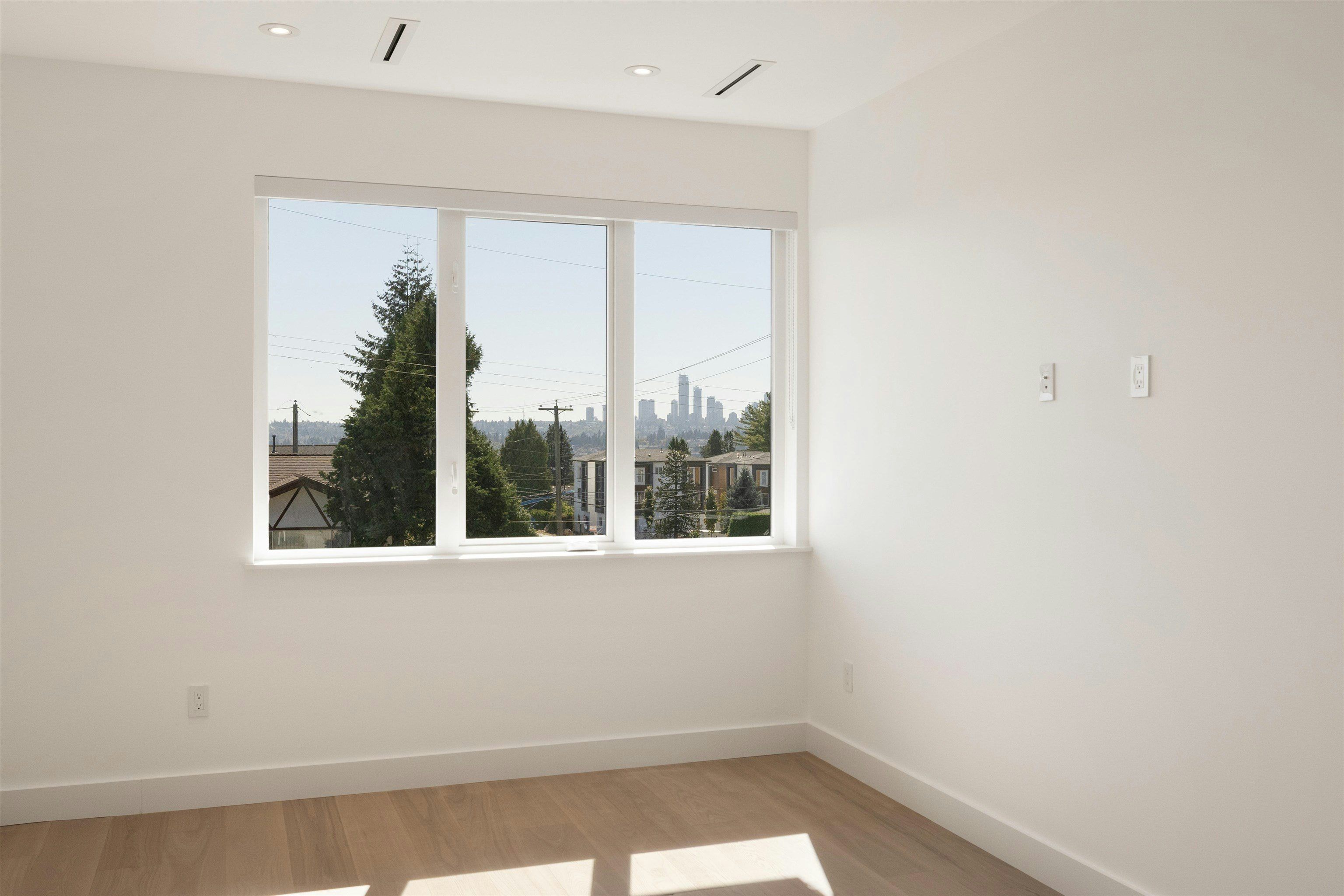 2-6503 Winch Street, Burnaby, BC, V5B 2L5 - 18