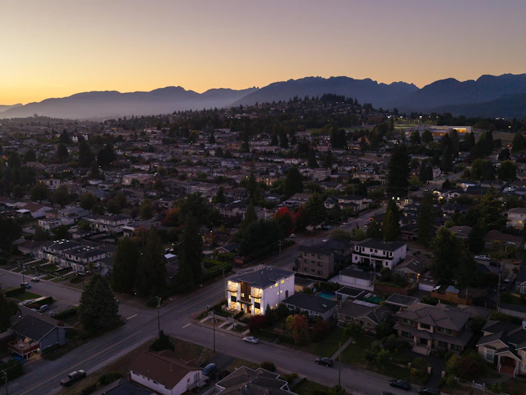 2-6503 Winch Street, Burnaby, BC, V5B 2L5 - 29