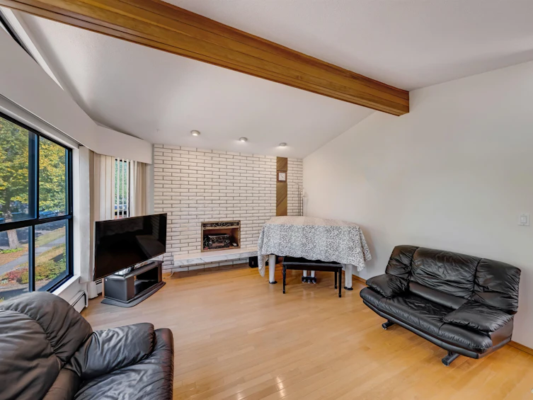 3056 E 28th Avenue, Vancouver, BC, V5R 1S5 - 8