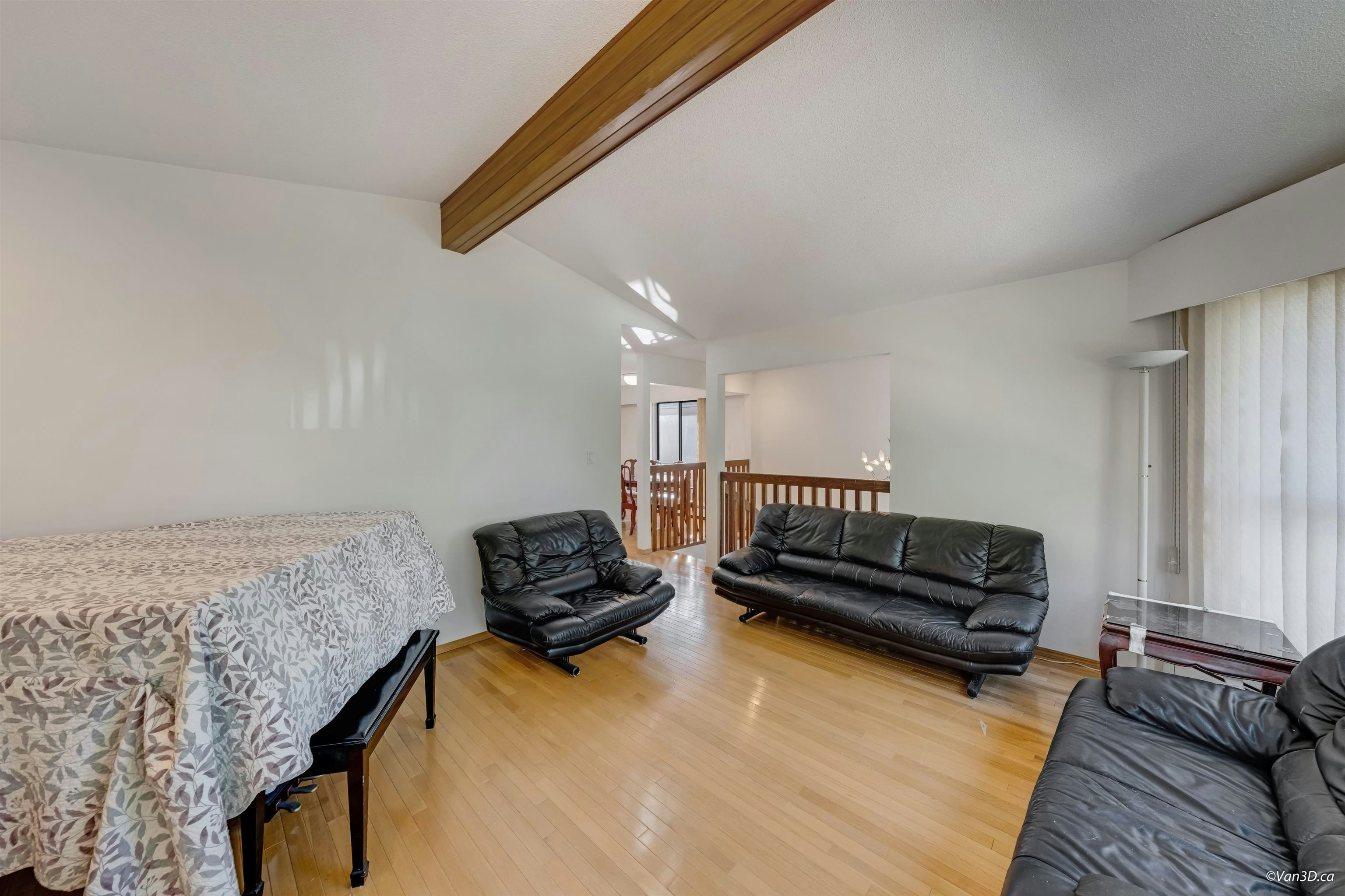 3056 E 28th Avenue, Vancouver, BC, V5R 1S5 - 7