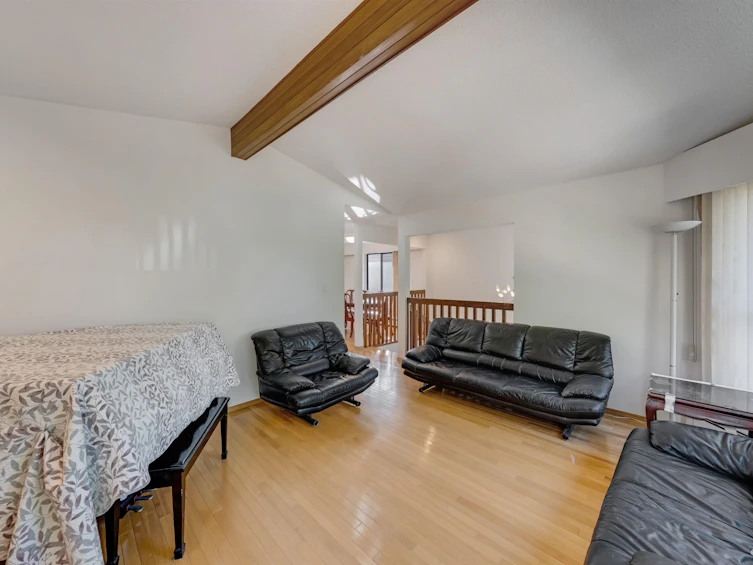 3056 E 28th Avenue, Vancouver, BC, V5R 1S5 - 7