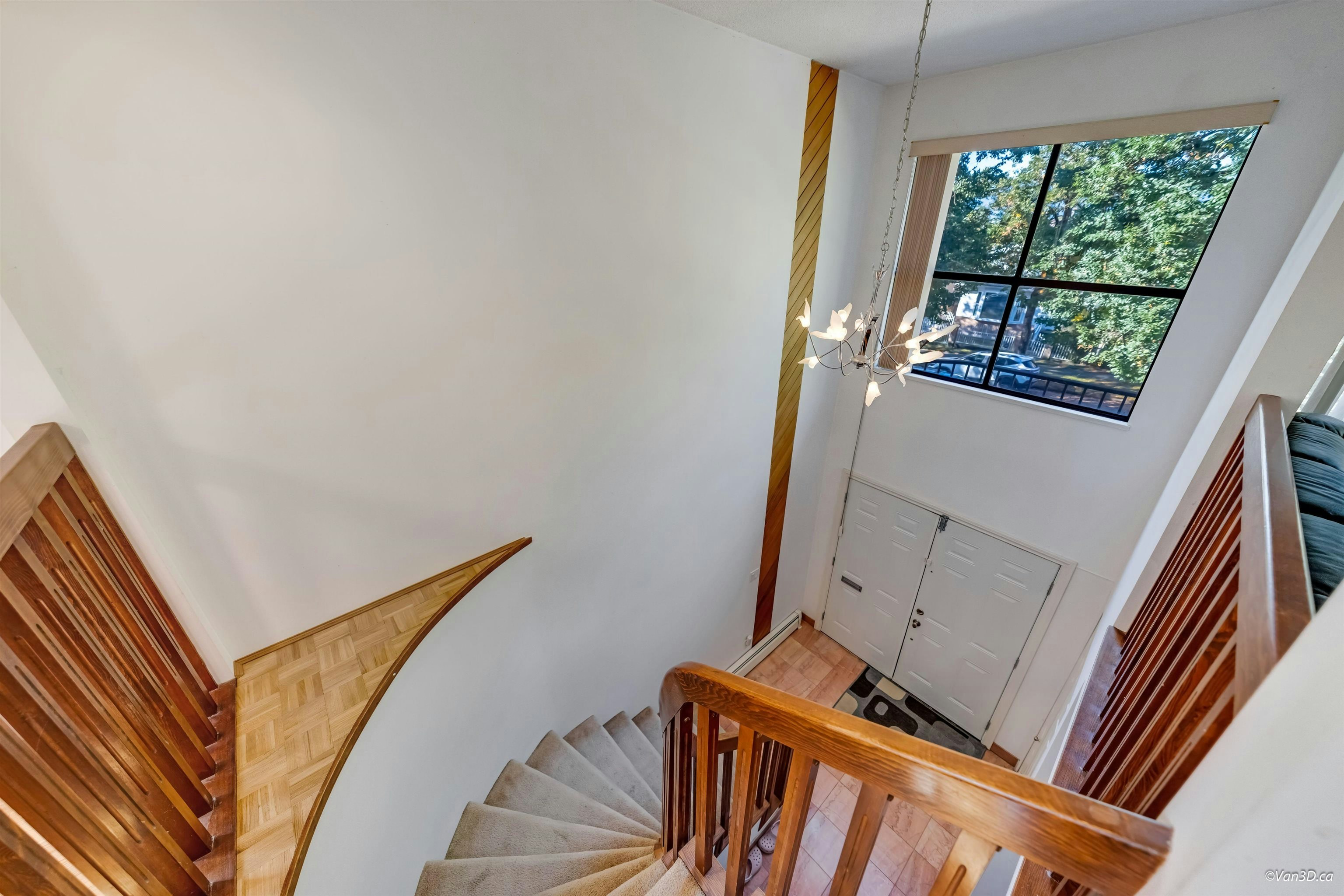 3056 E 28th Avenue, Vancouver, BC, V5R 1S5 - 33
