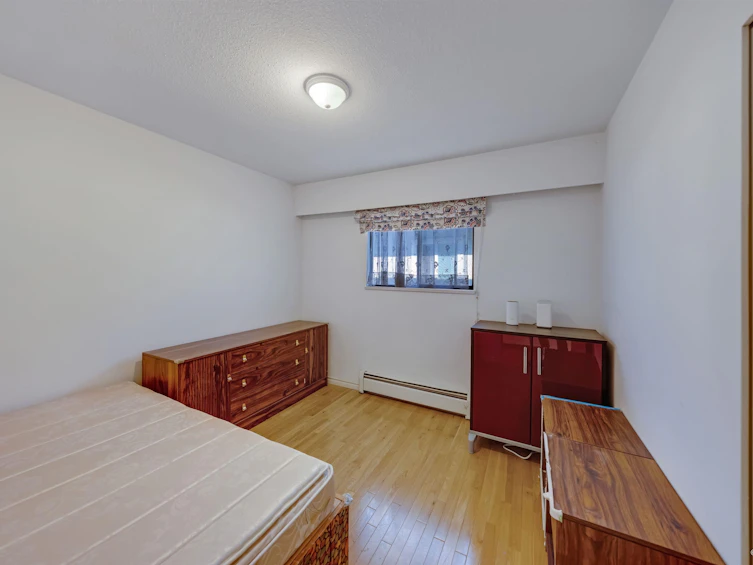 3056 E 28th Avenue, Vancouver, BC, V5R 1S5 - 18