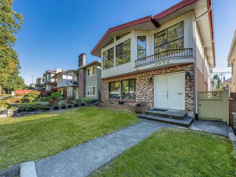 3056 E 28th Avenue, Vancouver, BC, V5R 1S5