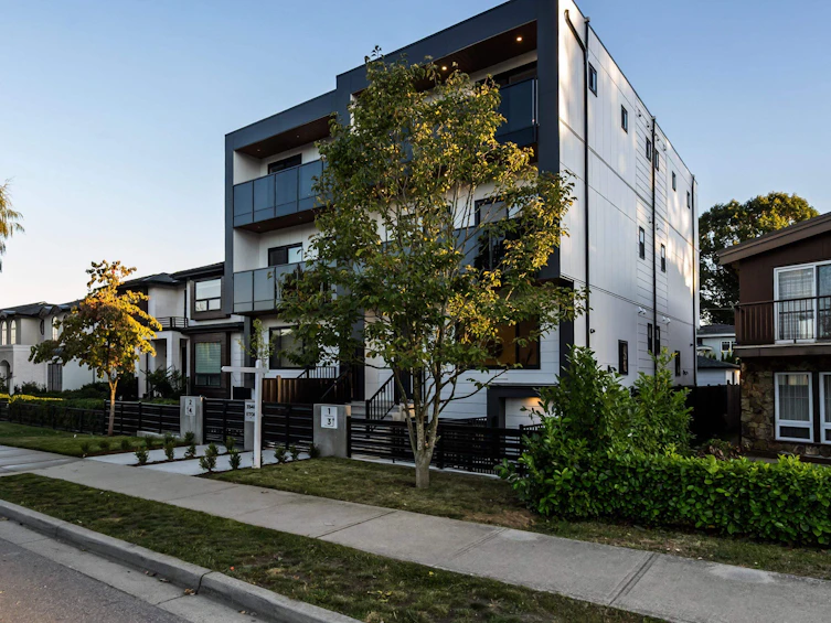 3-3940 Eton Street, Burnaby, BC, V5C 1J5 - 4