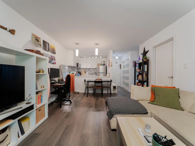 201-1425 Cypress Street, Vancouver, BC, V6J 3L1 - 4