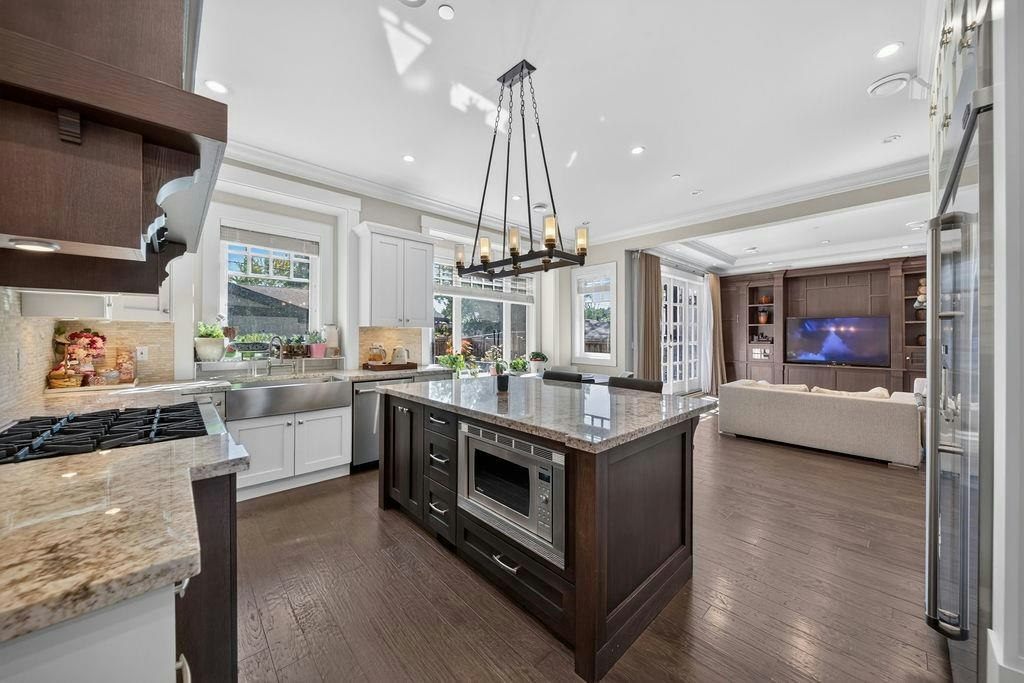 2398 Oliver Crescent, Vancouver, BC, V6L 1S7 - 10