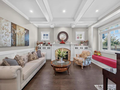 2398 Oliver Crescent - 5