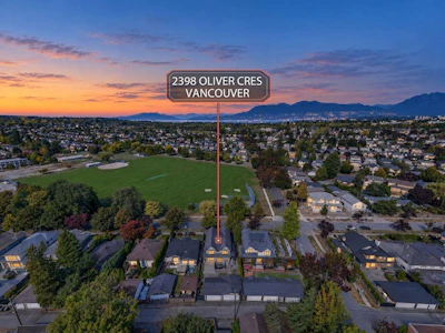 2398 Oliver Crescent - 2