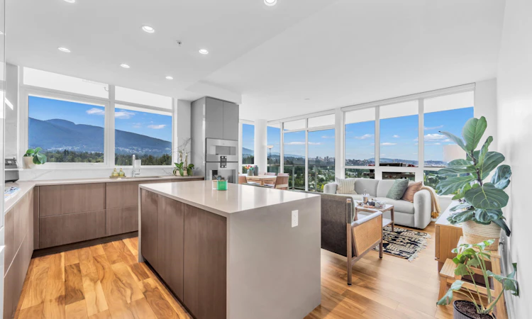 2001-1632 Lions Gate Lane