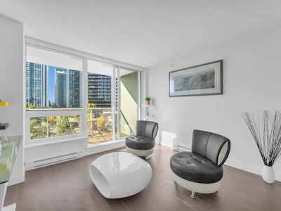 703-13696 100 Avenue - 5