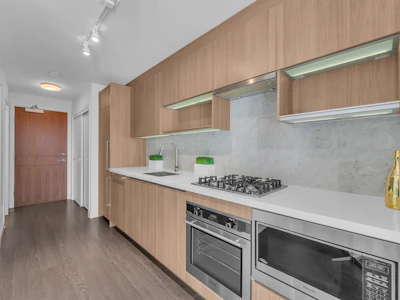 703-13696 100 Avenue - 3