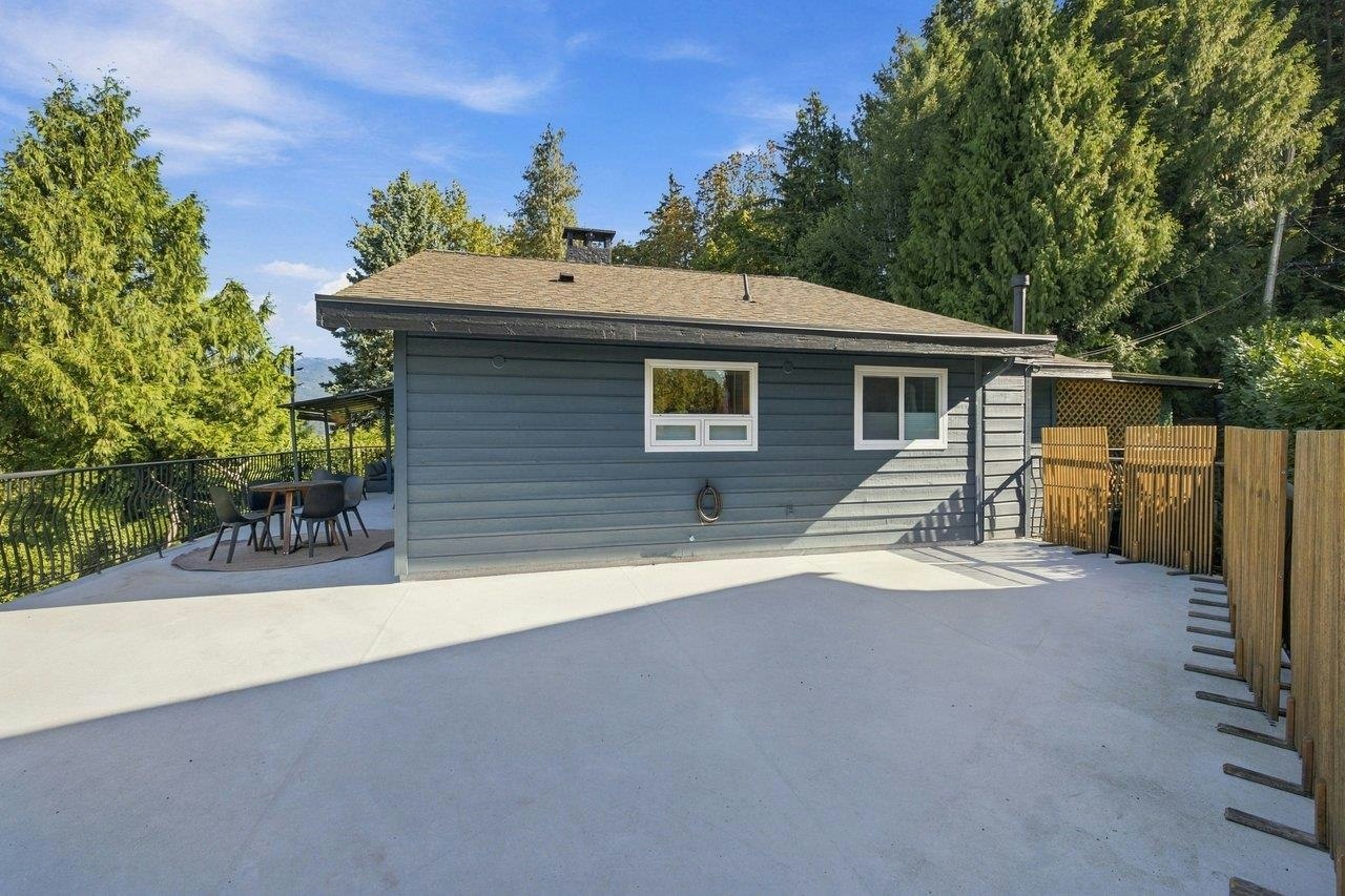 330 N Gamma Avenue, Burnaby, BC, V5C 1X9 - 13