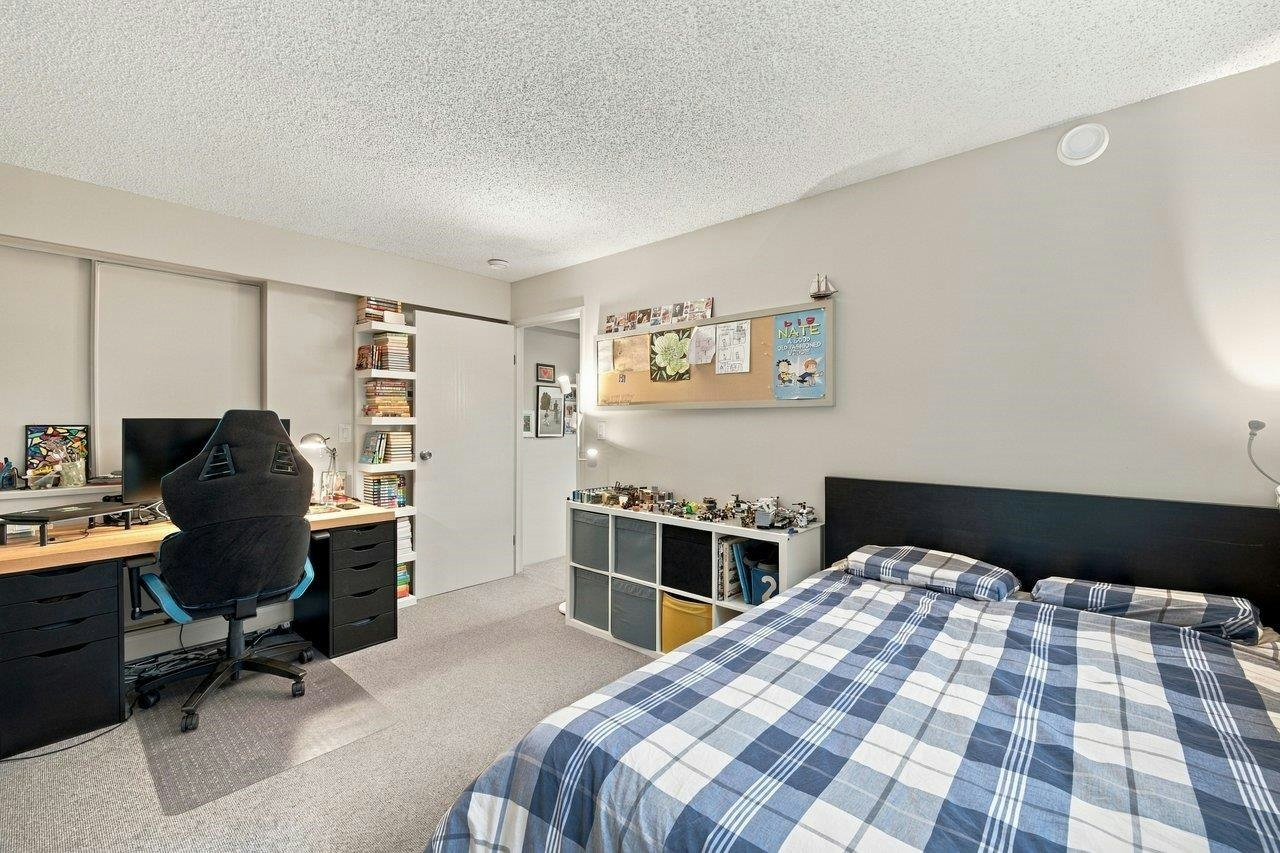 330 N Gamma Avenue, Burnaby, BC, V5C 1X9 - 24