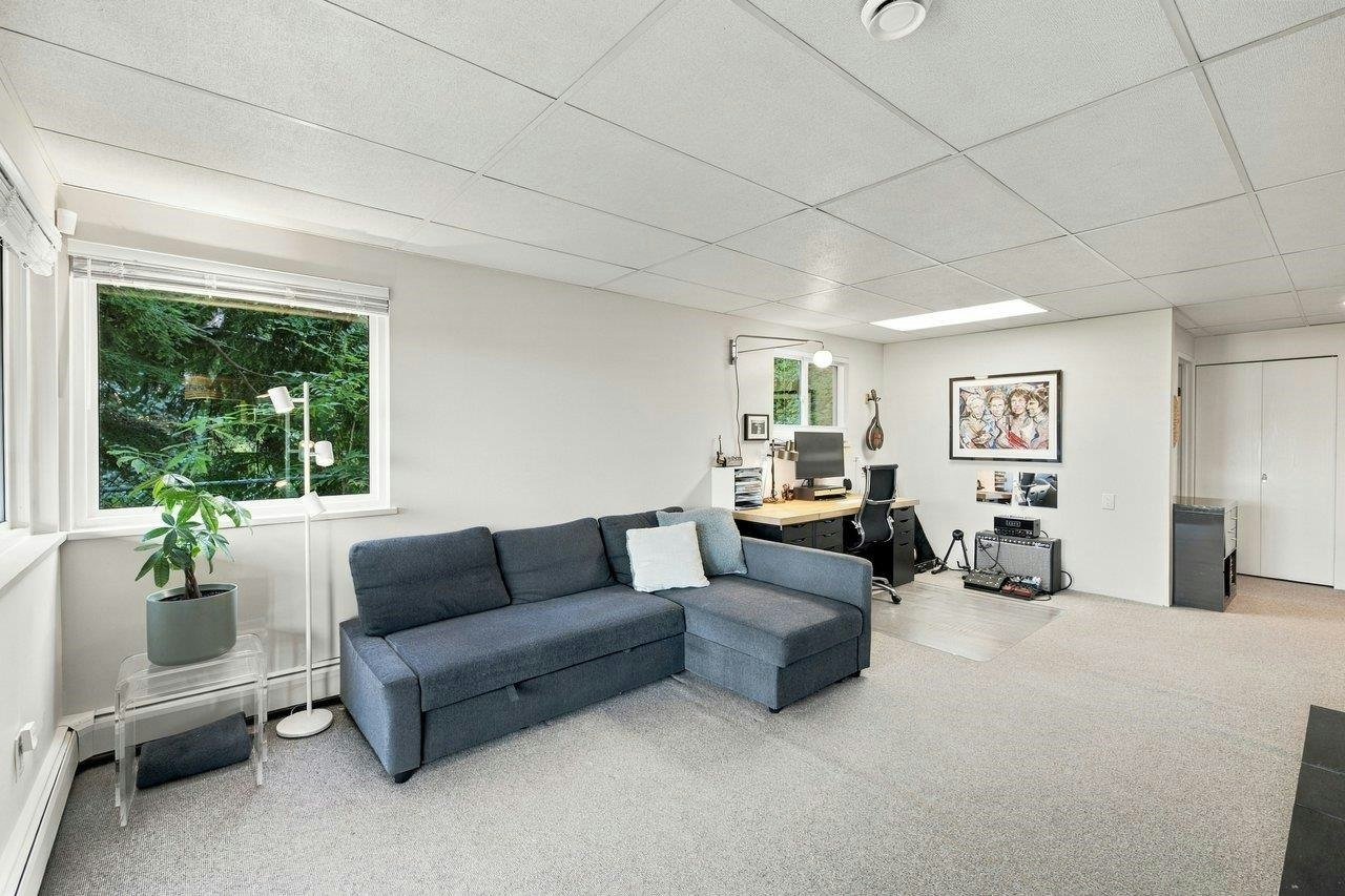330 N Gamma Avenue, Burnaby, BC, V5C 1X9 - 21