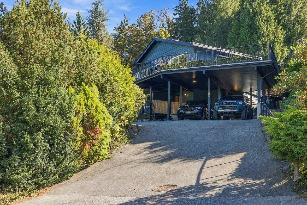 330 N Gamma Avenue, Burnaby, BC, V5C 1X9 - 31