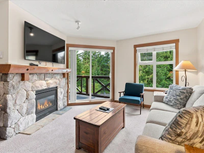 311-4660 Blackcomb Way - 3
