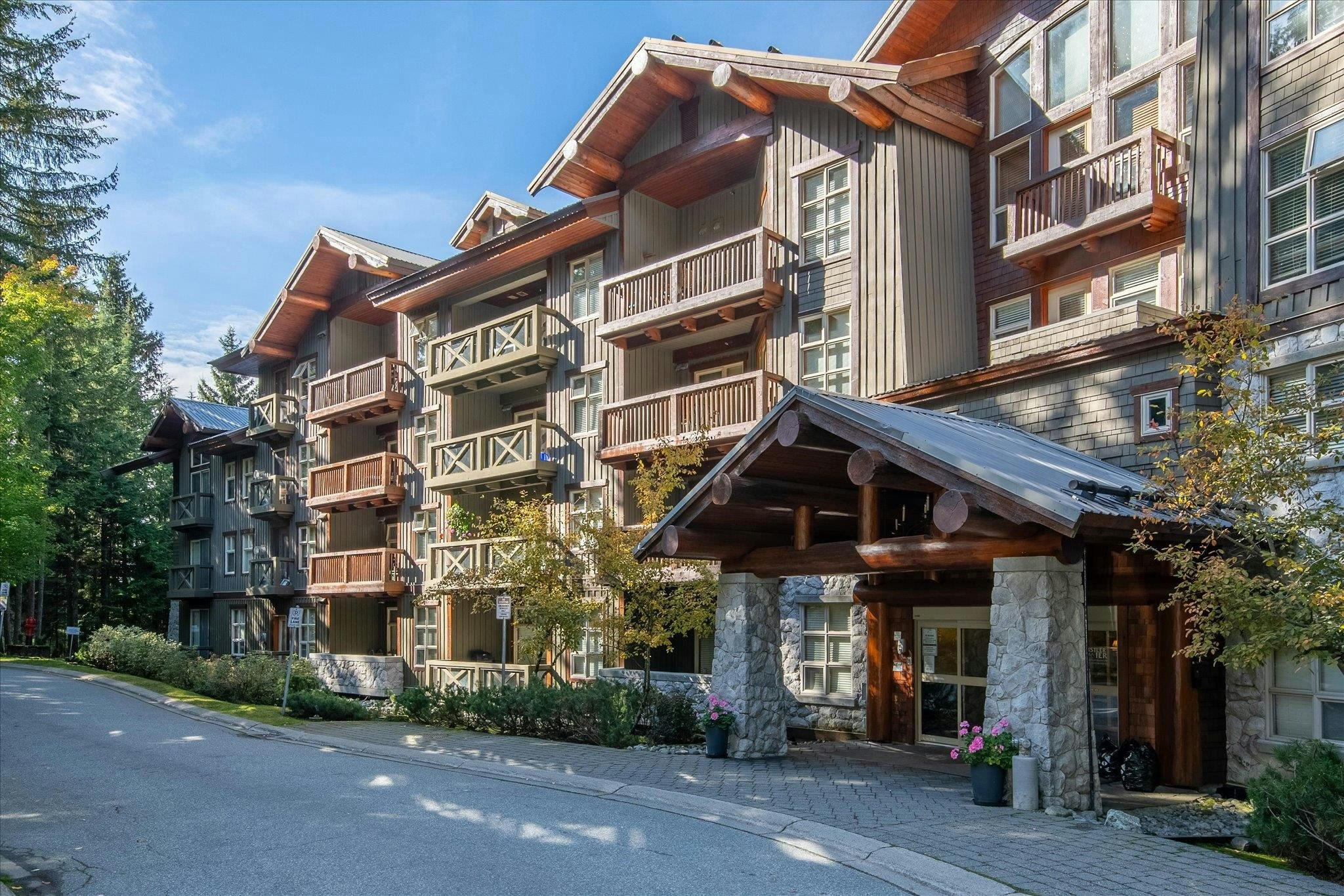 311-4660 Blackcomb Way, Whistler, BC, V8E 0X7