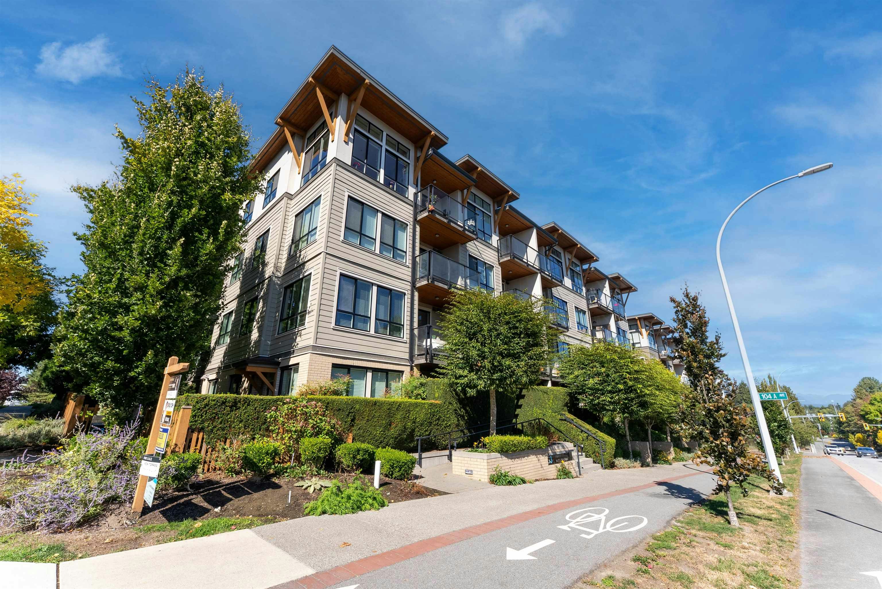 401-10455 154 Street, Surrey, BC, V3R 0C5