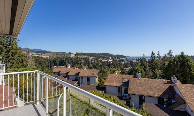 8-5768 Marine Way