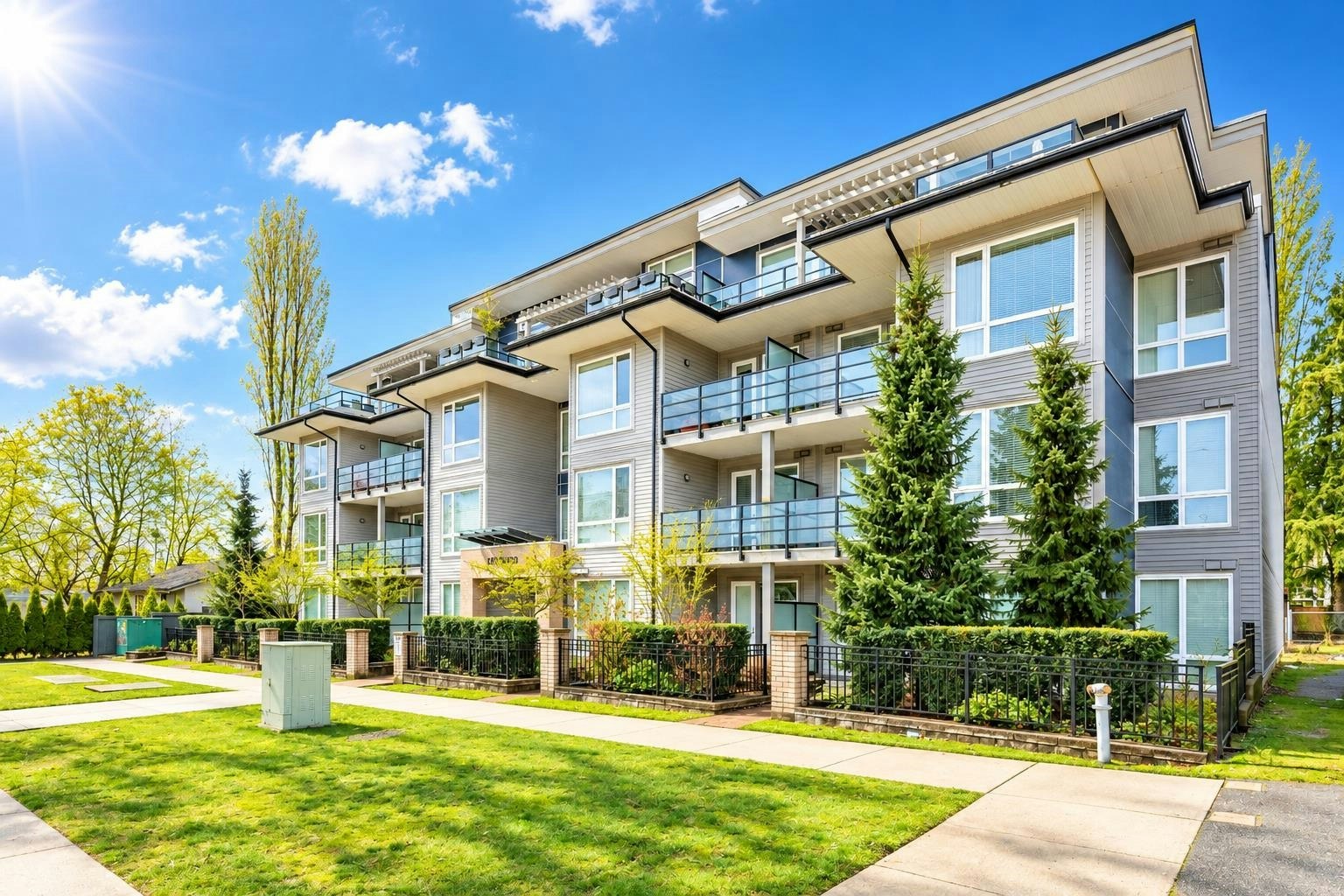 101-15628 104 Avenue, Surrey, BC, V4N 2J3